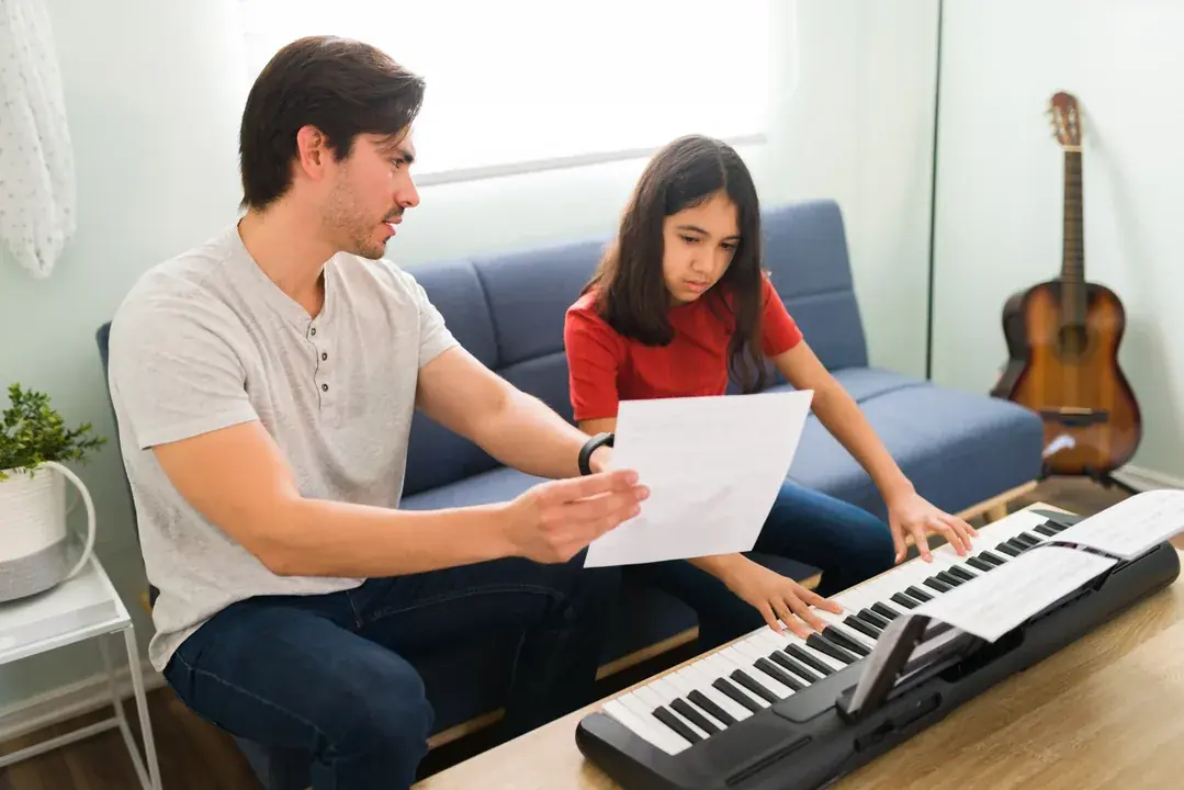How to Find the Best Online Piano Teacher for Beginners